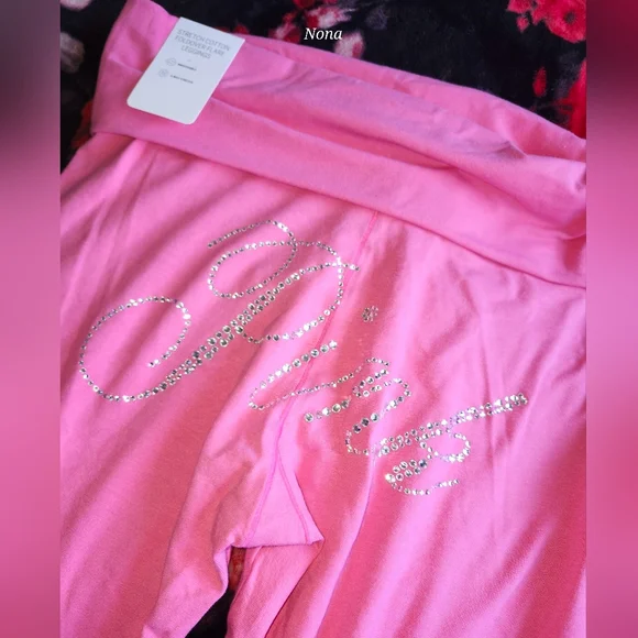 PINK VS Carmine Rose Bling Set size Large NWT - Picture 13 of 13